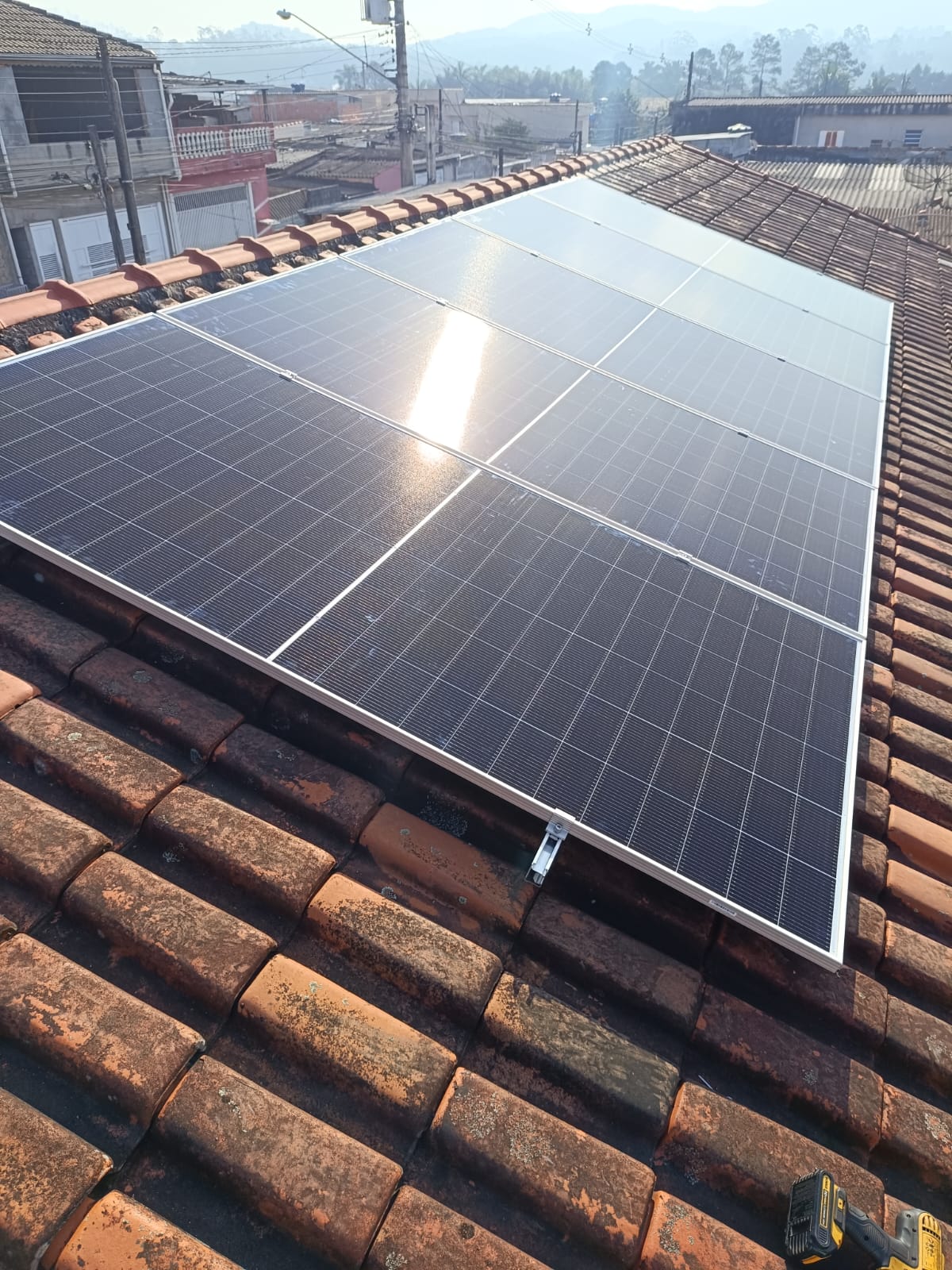 Painéis Solares de Alta Eficiência